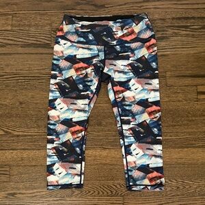 Stylish Multicolor capri Leggings